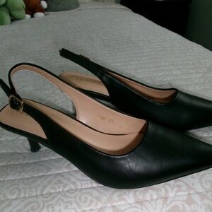 Elegant Black Slingback Heels